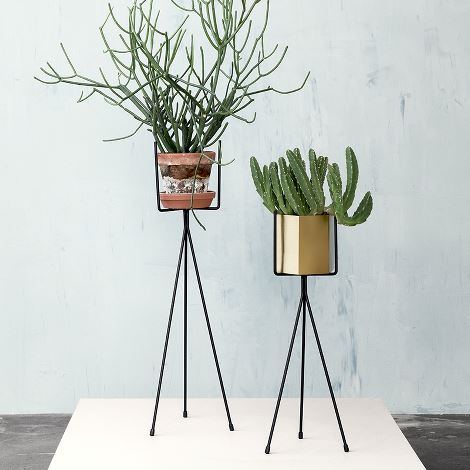 voor de helft scheepsbouw doden Ferm Living Bloemen en Planten | Hexagon Pot Brass Small Plantenhouder |  The SHOP